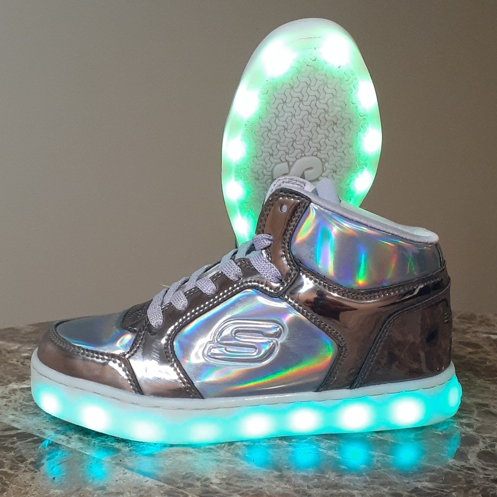 Skecher Energy Light-up shoes sz 1 kids